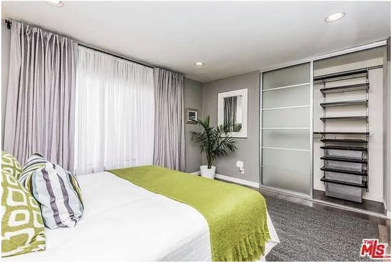 1606 South Barrington Avenue #6 - Photo 4 of 18