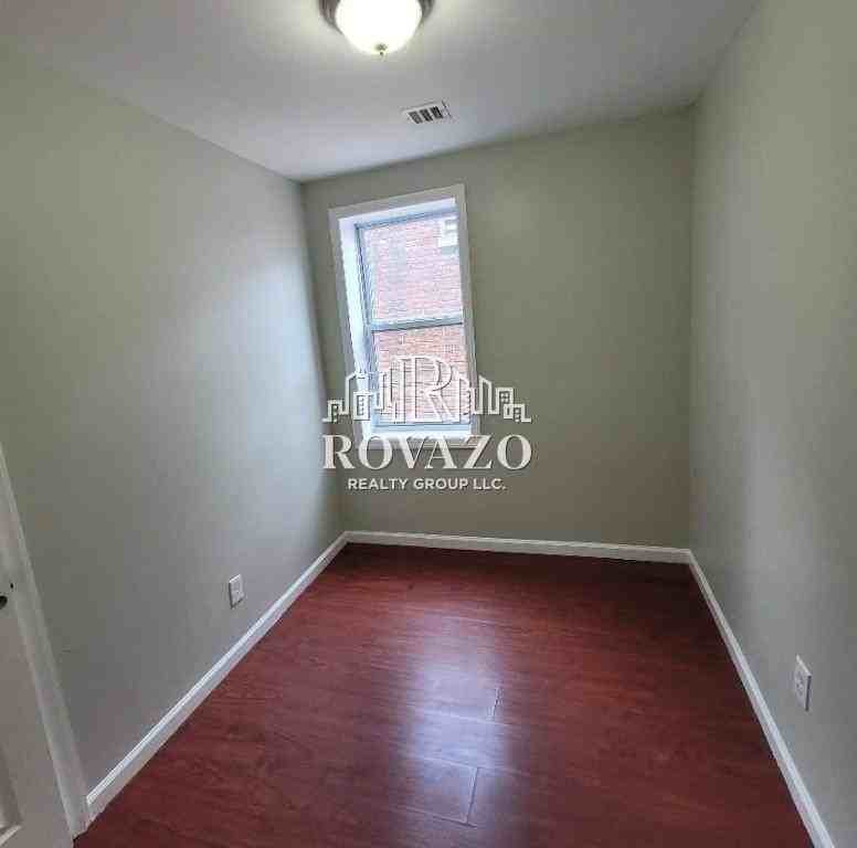 96 Eaton Place #3A - Photo 7 of 10