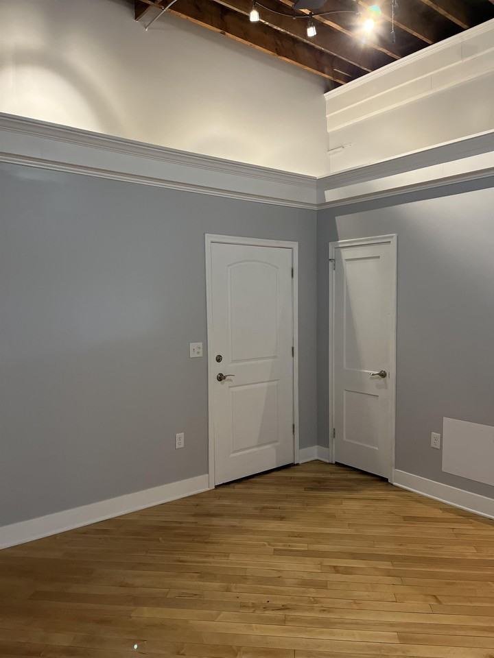 Jono Place LLC - Photo 5 of 16