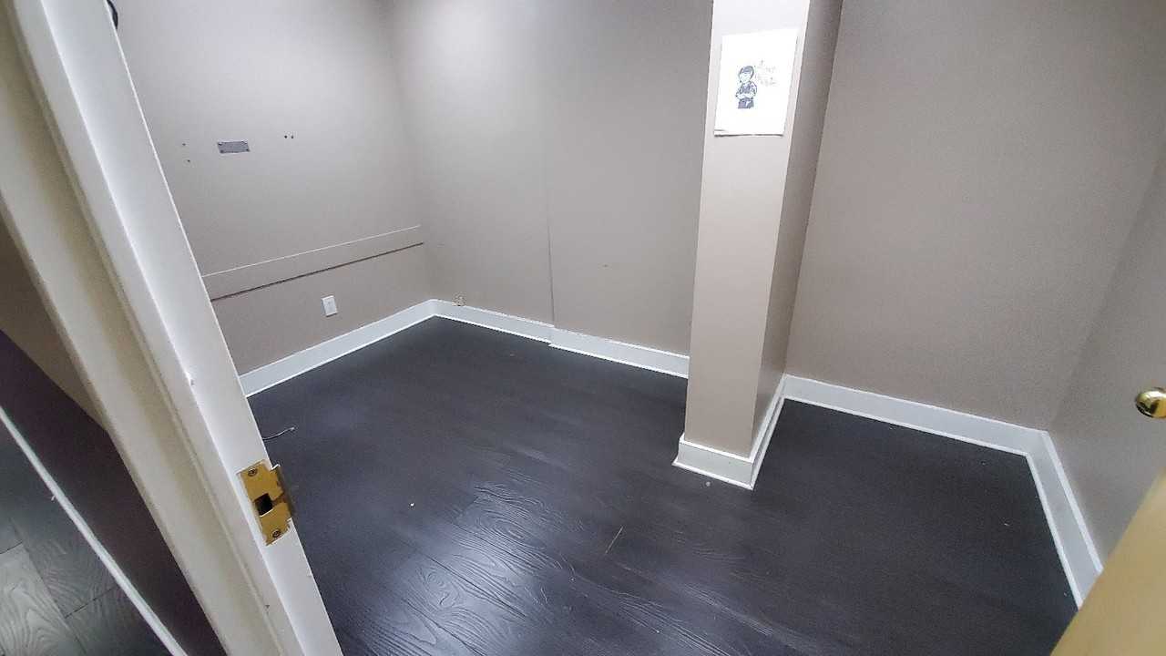 260 Ocean Parkway - Photo 6 of 16