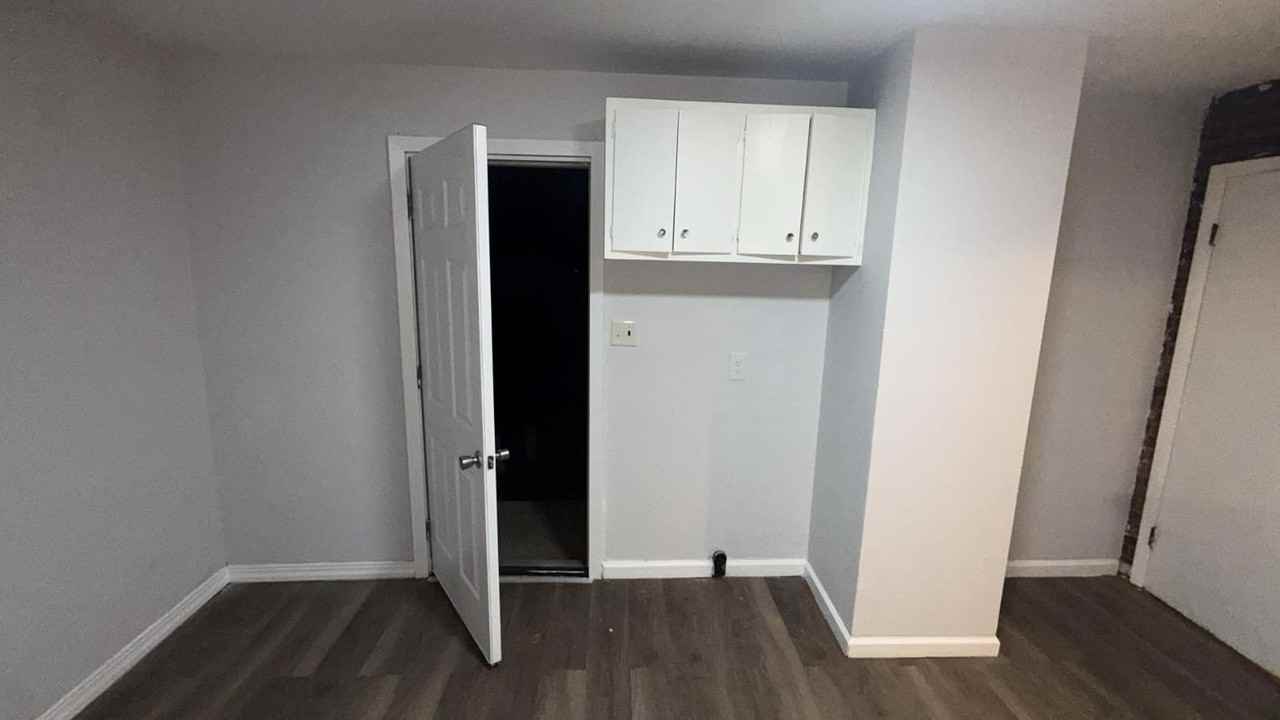 1708 W 7th St - Photo 7 of 7