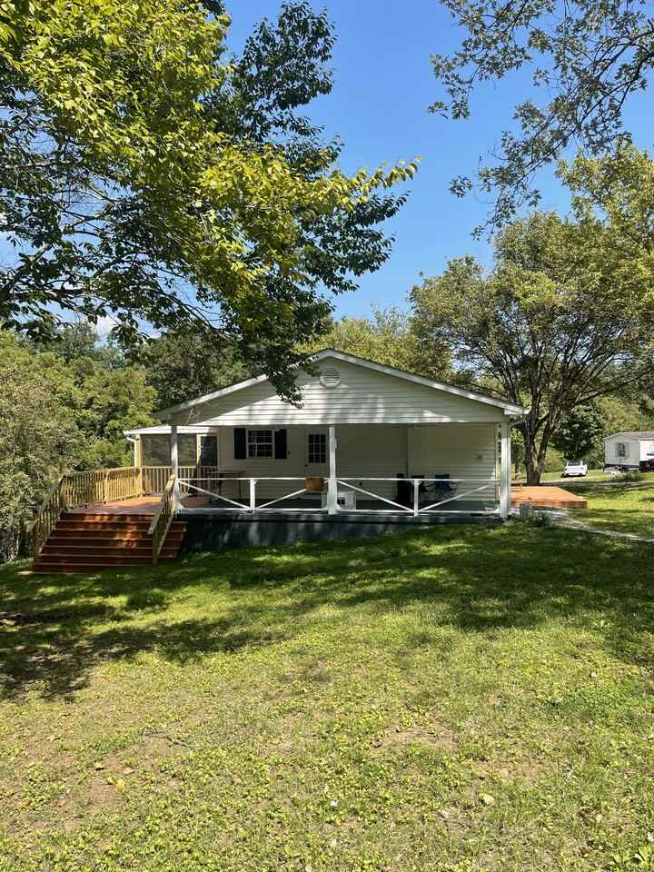 290 Mark Lowery Rd #NA - Photo 6 of 10