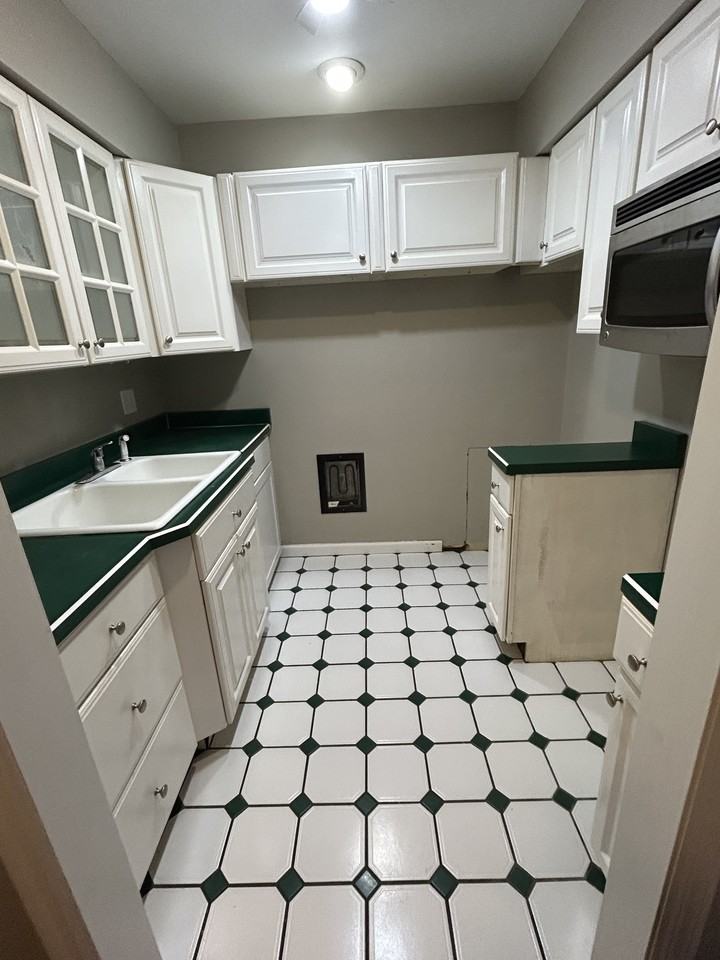 5470 Dunmore Dr #5470 - Photo 5 of 15