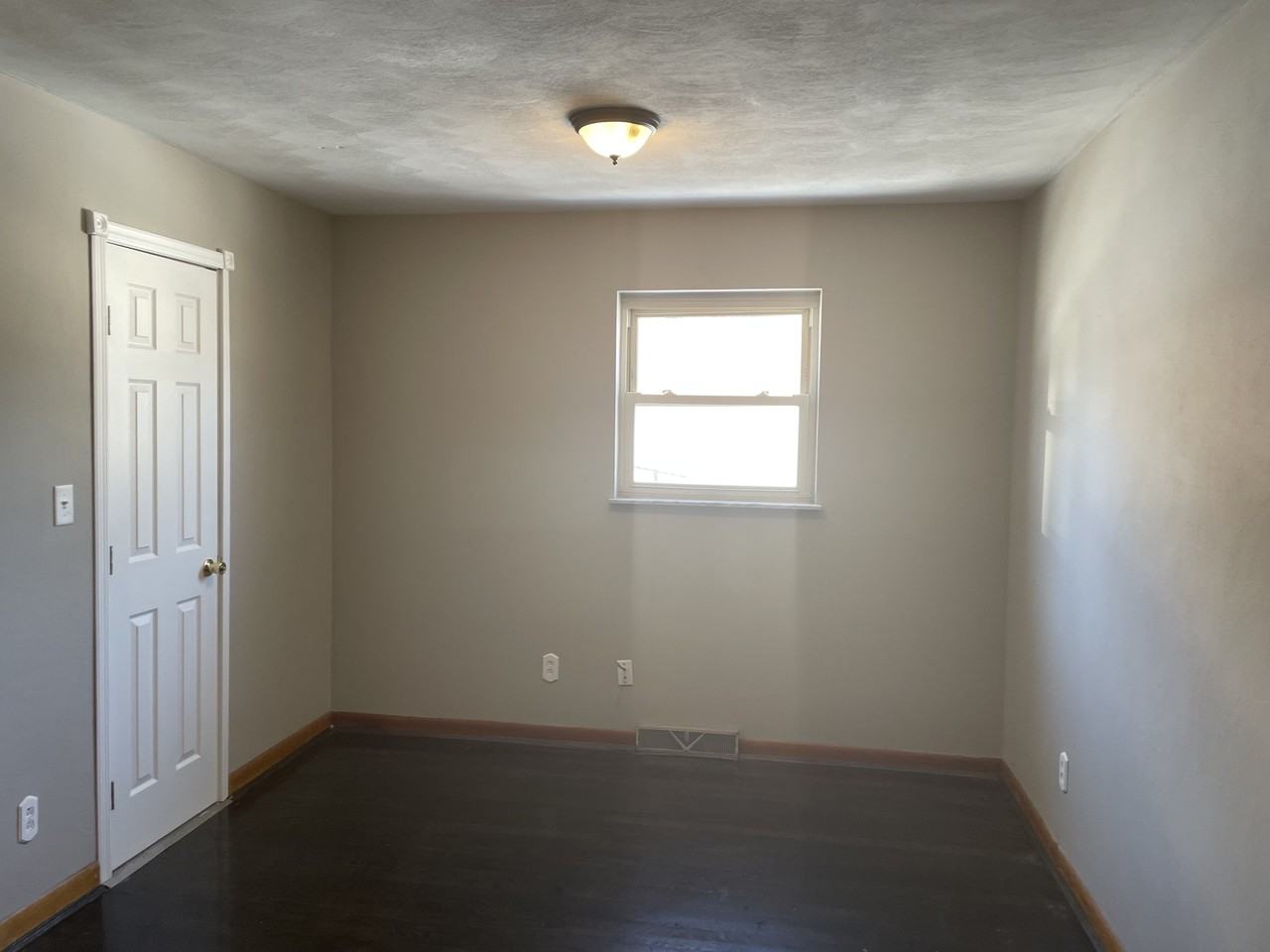 4555 E 4th St #NA - Photo 7 of 15