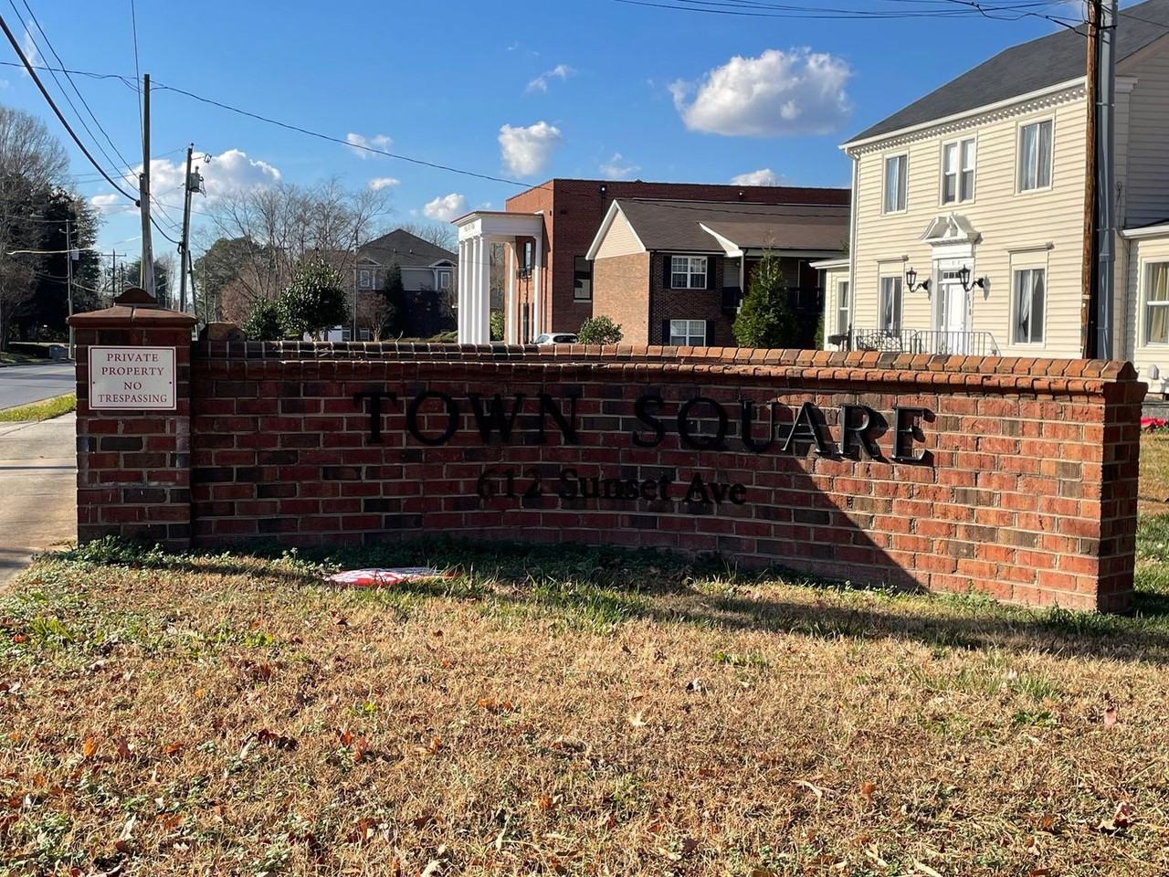 612 Sunset Ave - Photo 4 of 25