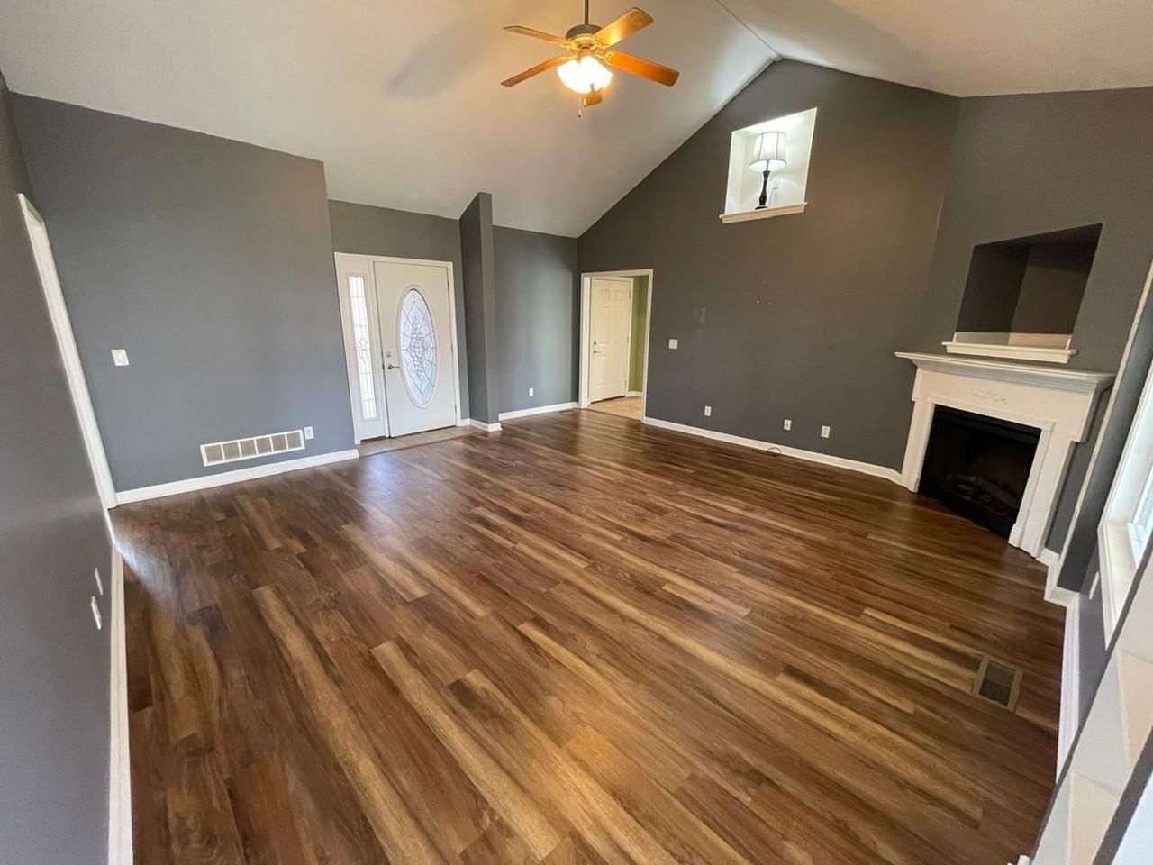 281 Bridlewood Ave - Photo 3 of 26