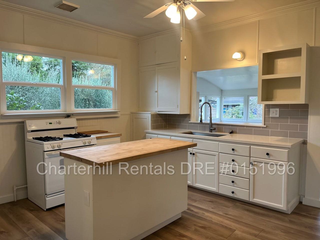 120 Laurel Ave - Photo 2 of 10