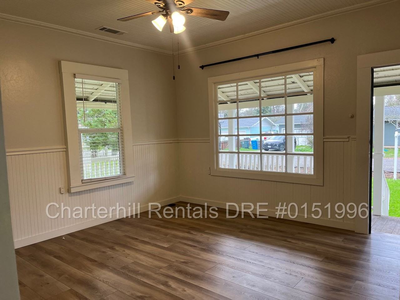 120 Laurel Ave - Photo 6 of 10