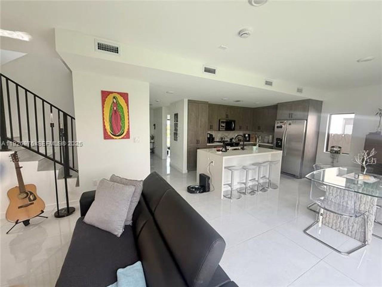 1327 Nw 2nd Ln #0 - Photo 2 of 25