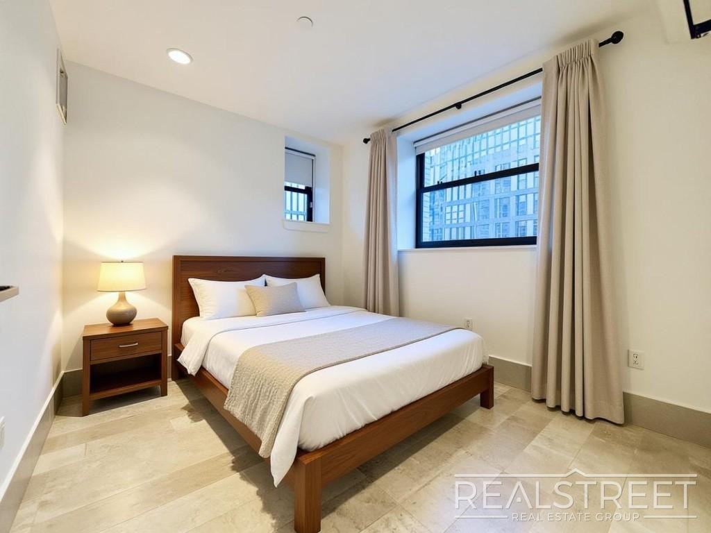 21 Monitor St #1A - Photo 3 of 8