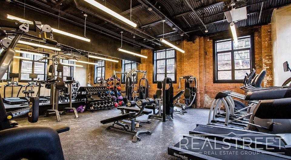 21 Monitor St #1A - Photo 7 of 8