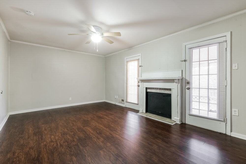 1201 Valerie Woods Dr - Photo 5 of 25