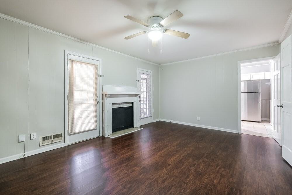 1201 Valerie Woods Dr - Photo 6 of 25