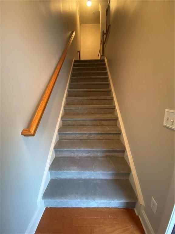 309 Williamson St Se - Photo 2 of 25