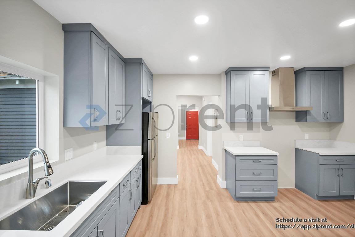 1617 W 24th St - Photo 6 of 24