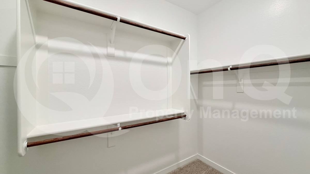 2265 E Citadel Dr - Photo 3 of 10