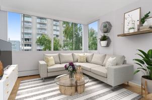 featured image of 1260 Harwood St