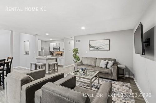 10965 Gillette St - Photo 4 of 31