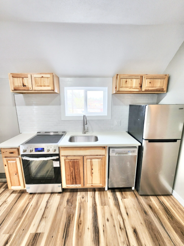 324 E Bijou St - Photo 2 of 3