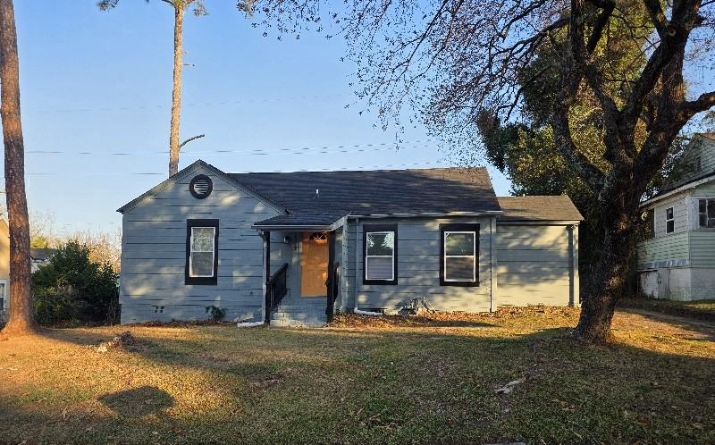 2793 Suwanee Ave - Photo 2 of 18