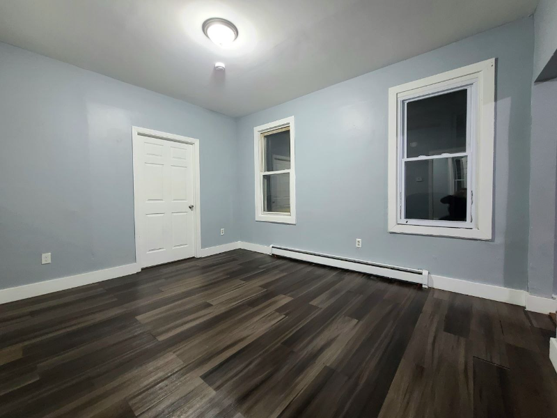 1258 Anna St #1 - Photo 3 of 7