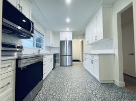 featured image of 7412 192 Street