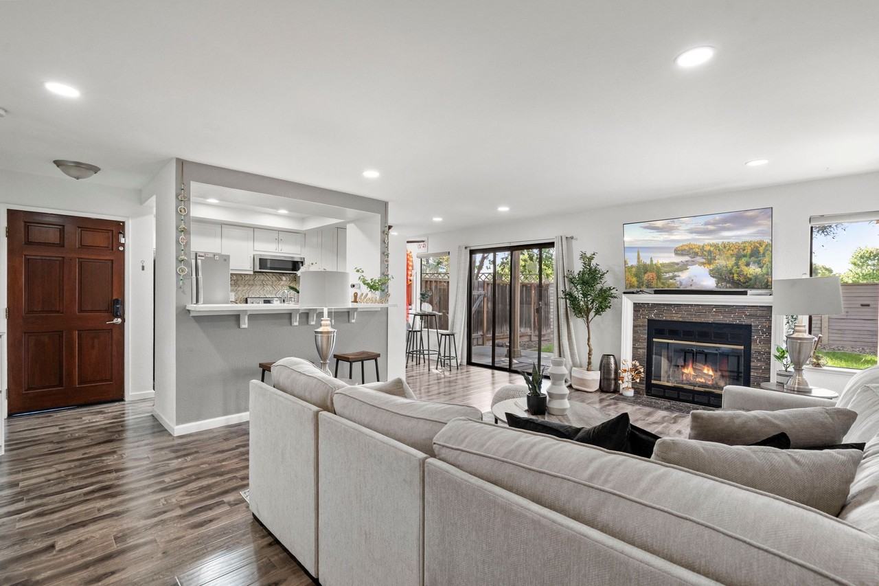 874 Cherry Glen Cir #111 - Photo 2 of 23