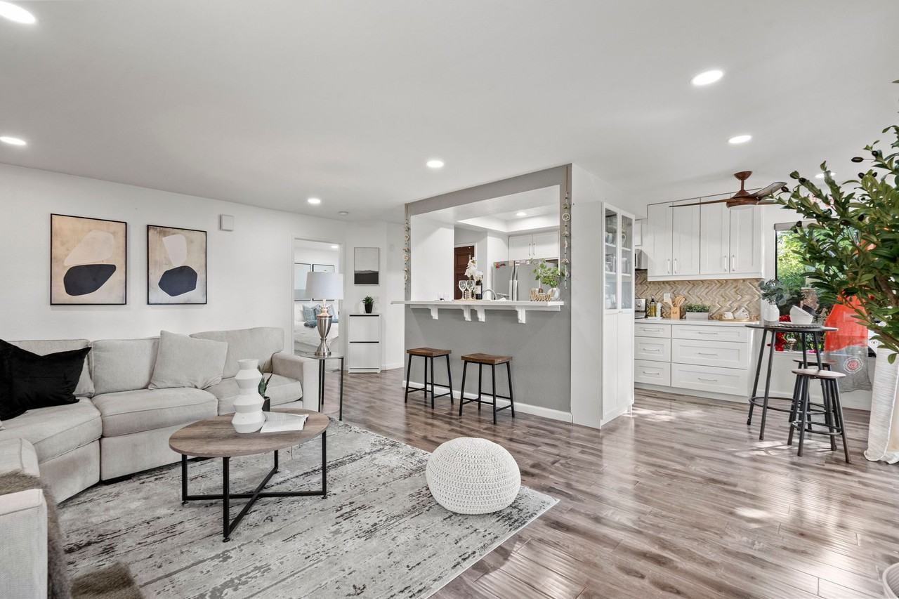 874 Cherry Glen Cir #111 - Photo 3 of 23