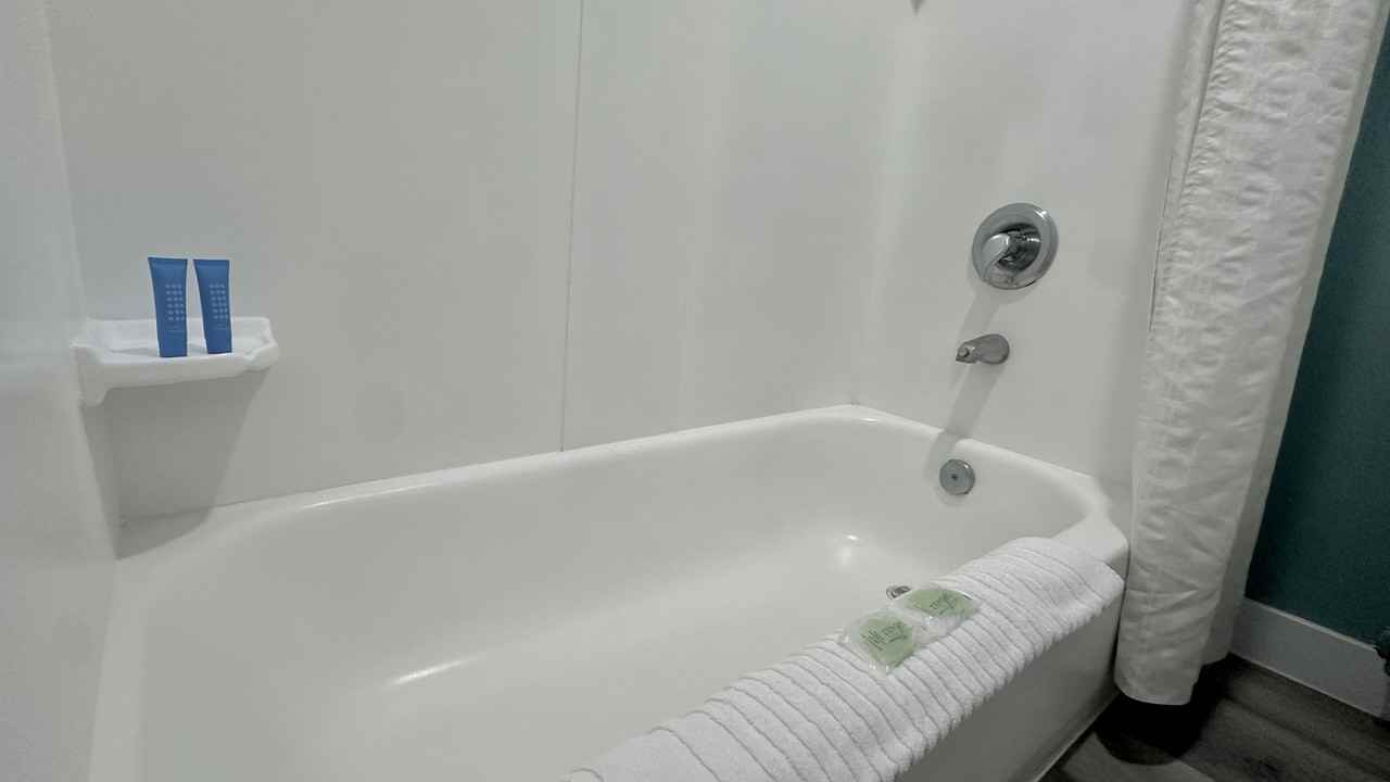 1550 E Flamingo Rd - Photo 6 of 10