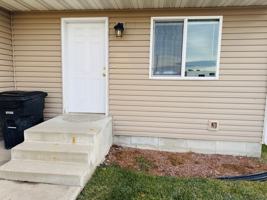 featured image of 523 Yellowstone Ave