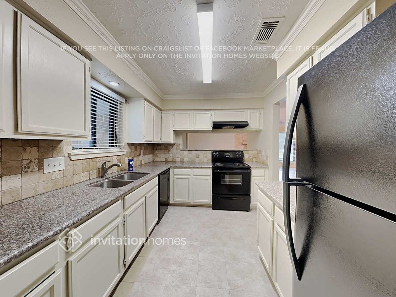 8330 Pebbledowne Dr - Photo 7 of 17