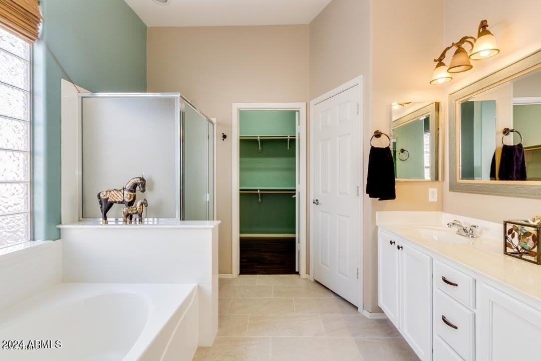 9928 E Laguna Azul Ave - Photo 6 of 50