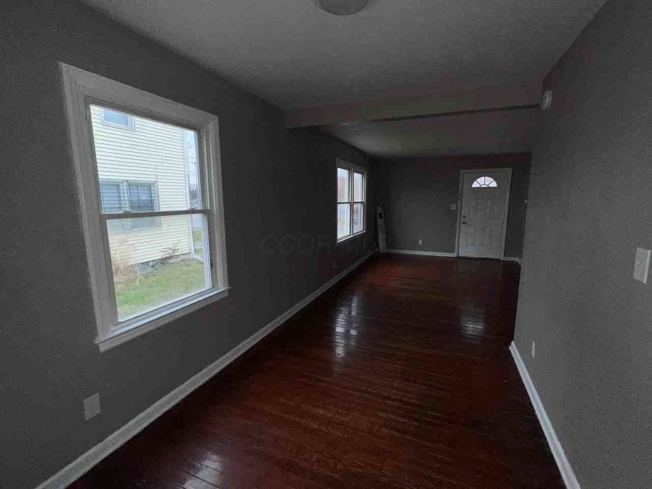 1352 E 25th Ave - Photo 3 of 10