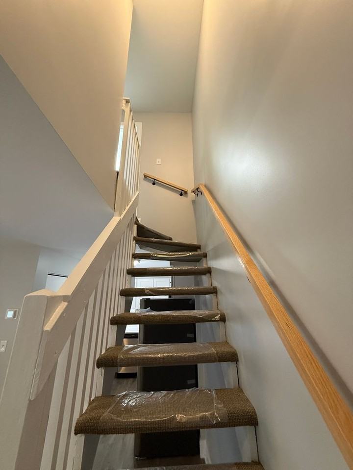 744 W Gordon Ter #312 - Photo 4 of 23