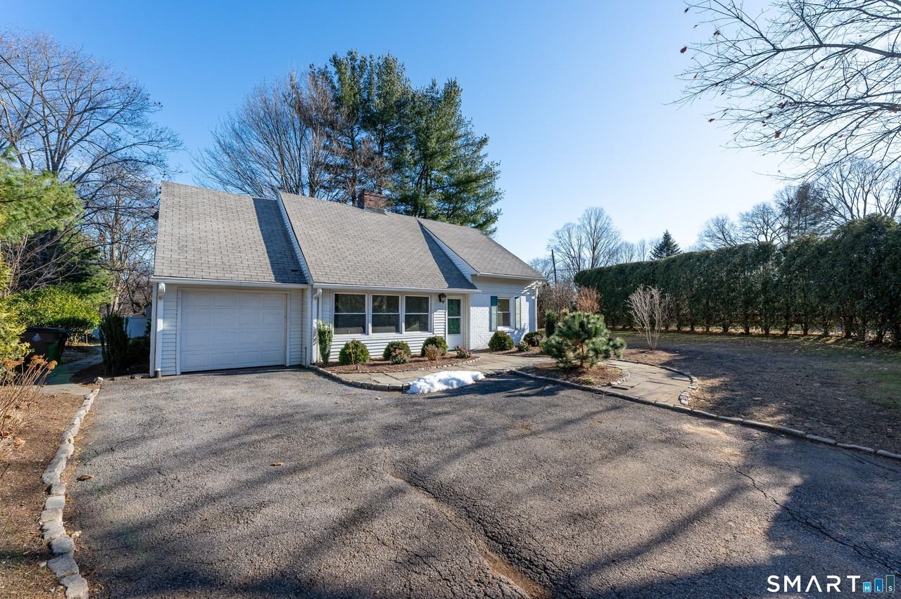 1329 Stillwater Rd - Photo 2 of 29