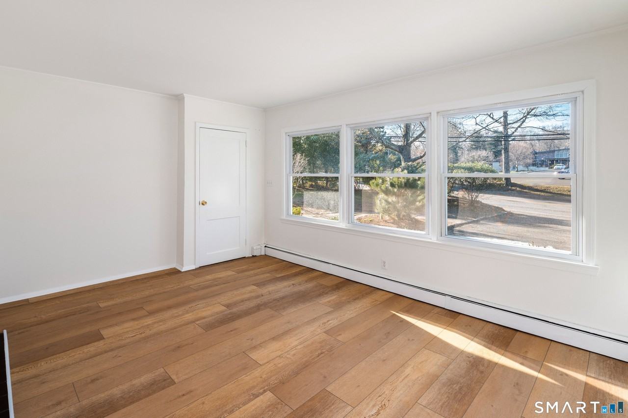 1329 Stillwater Rd - Photo 5 of 29