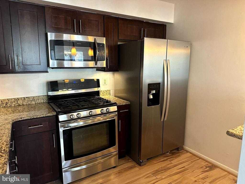 102 Sequoia Ct #6 - Photo 6 of 16