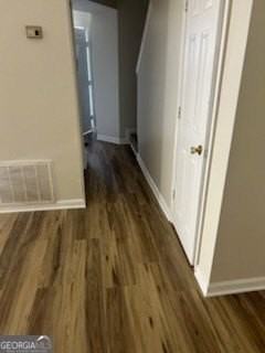 2290 Wellington Cir - Photo 5 of 10