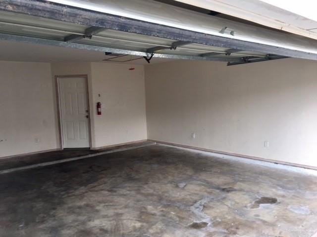 2408 N I St - Photo 4 of 24