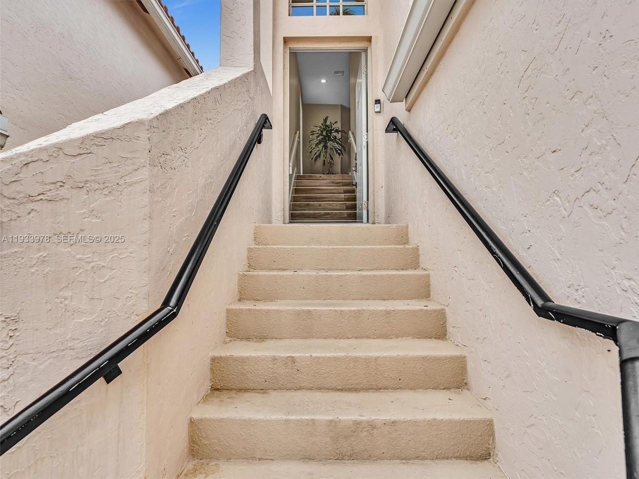 8520 Via Romana #82U - Photo 3 of 50