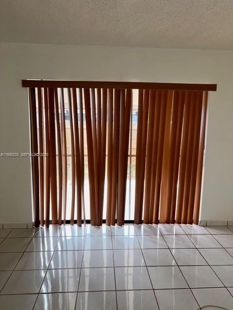 13410 Sw 16th Ln #13410 - Photo 5 of 19