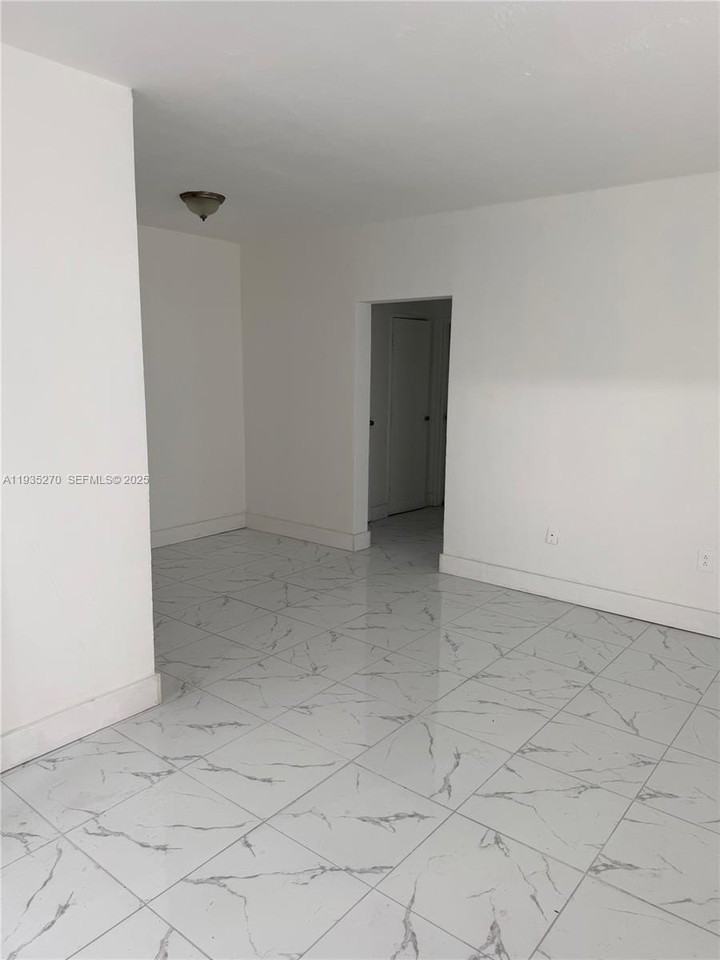 7730 Dickens Ave #7 - Photo 2 of 10