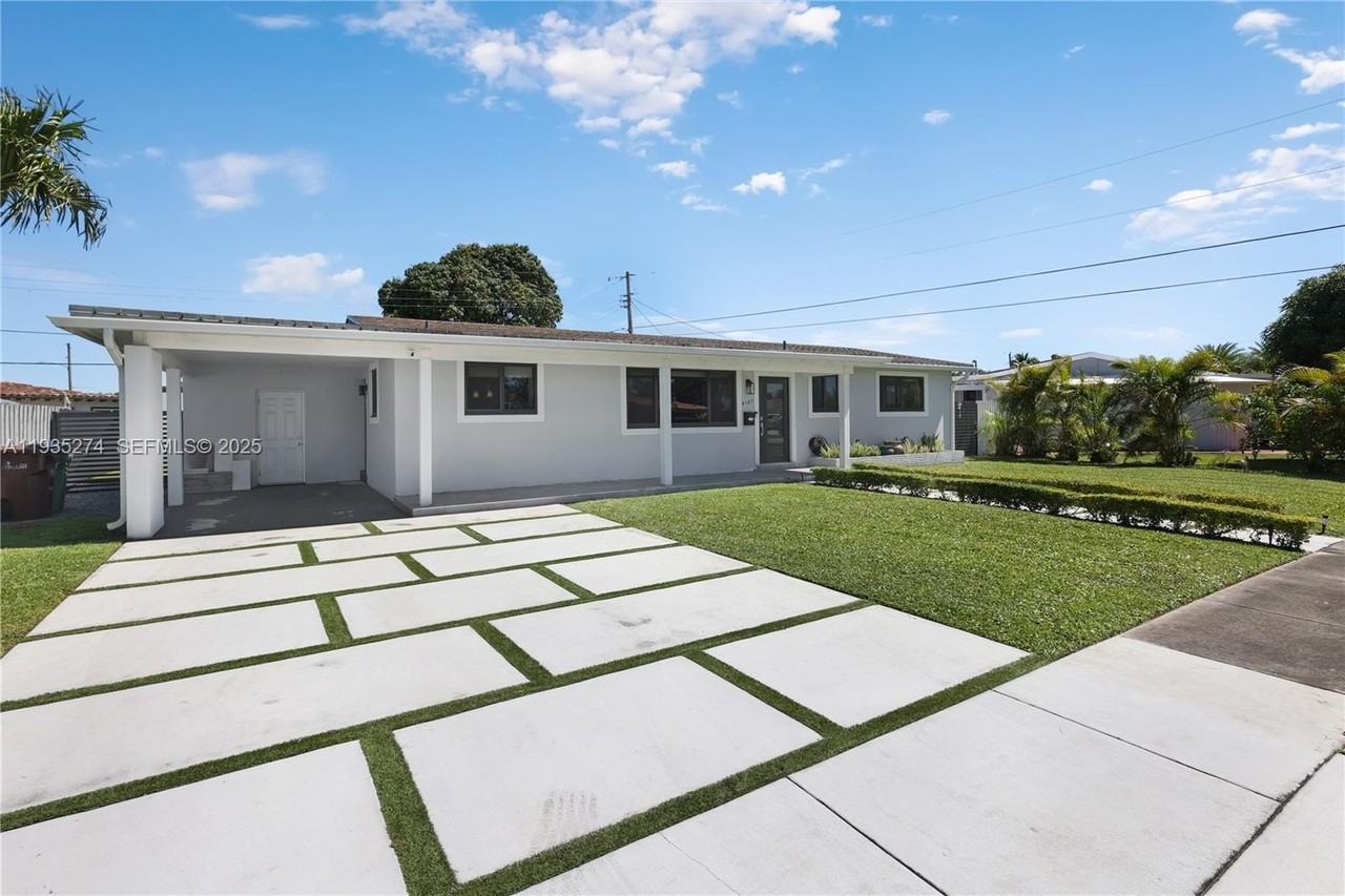 4165 W 5th Ln #0 - Photo 2 of 31