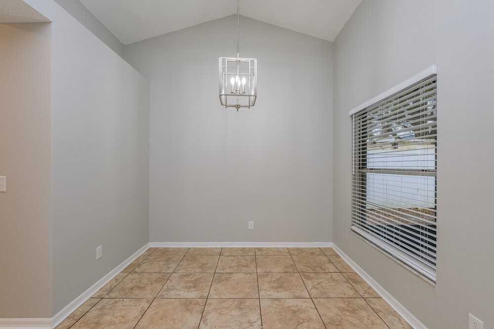 12722 Trowbridge Ln - Photo 6 of 16