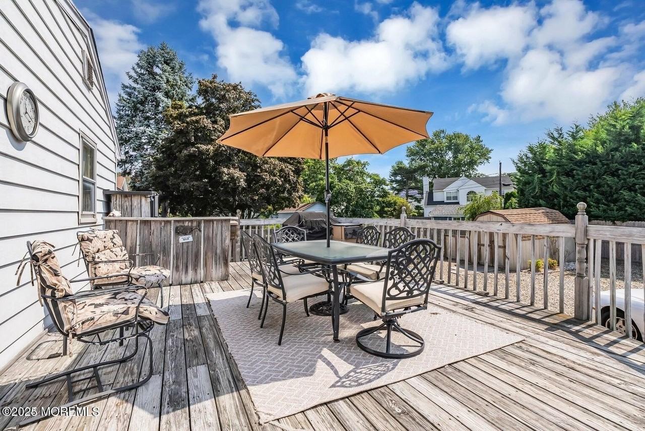 54 Wall St - Photo 3 of 7