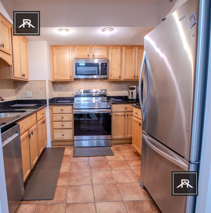 1733 Beacon St - Photo 2 of 10