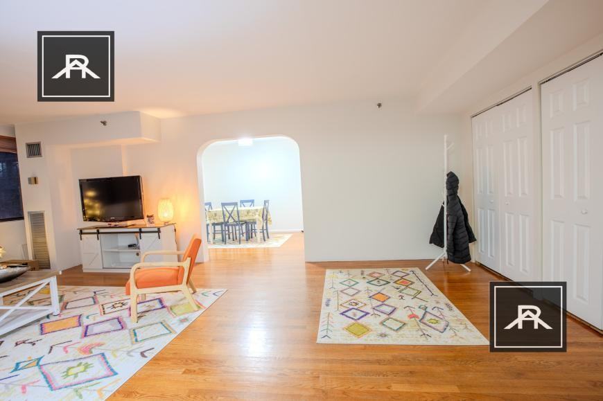 1733 Beacon St - Photo 7 of 10