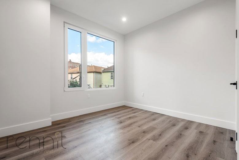 Kings Hwy - Photo 2 of 8