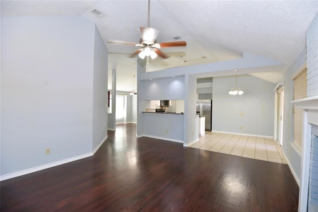 1217 Wild Cherry Dr - Photo 4 of 27