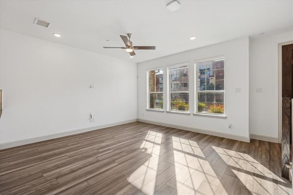 6072 Silverado Trl - Photo 4 of 22